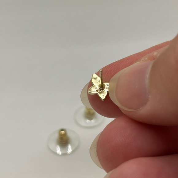 NWOT Kendra Scott Lillia Butterfly 14K Yellow
Gold Plated Stud Earrings - Picture 14 of 14